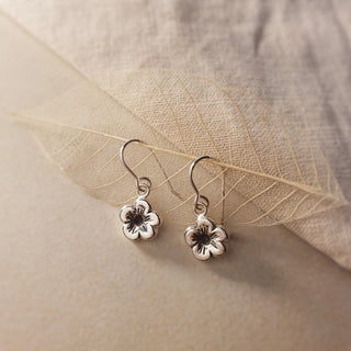 Manuka earrings - sterling silver